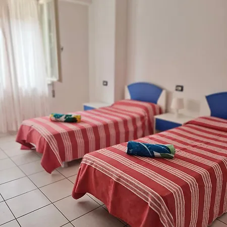 公寓 Casa Liana 11 *